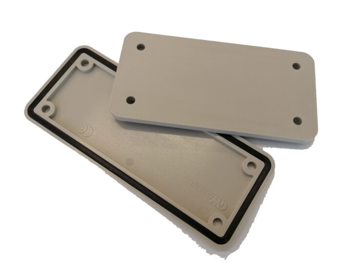 Quick connect connector hole cover plate; 16PIN - Image 1
